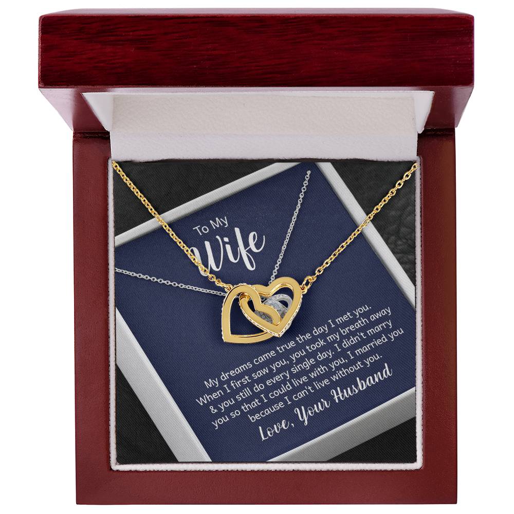 Eternal Embrace: Interlocking Hearts necklace