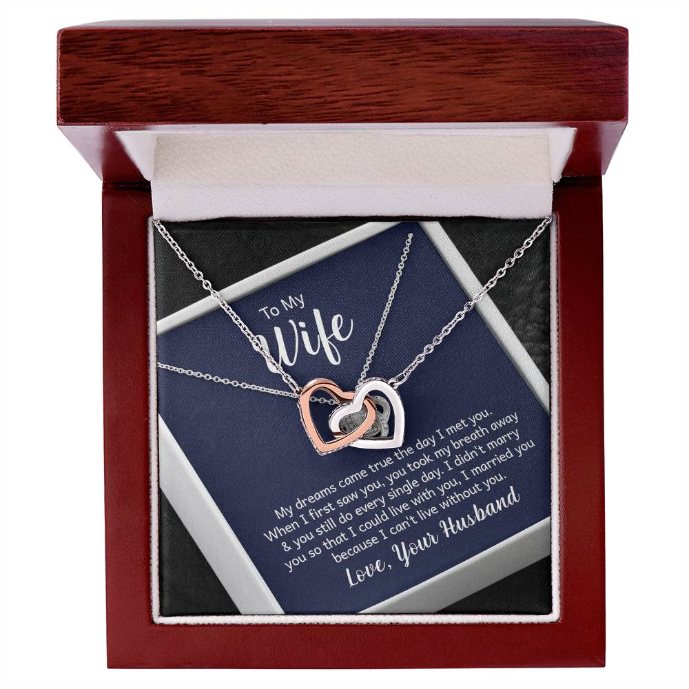 Eternal Embrace: Interlocking Hearts necklace